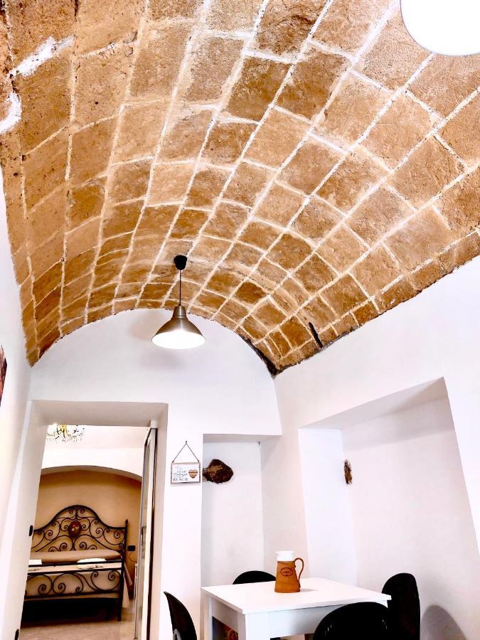 Corte Vico Palmisano Centro Storico ガリポリ エクステリア 写真