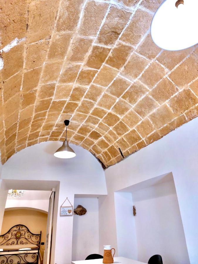 Corte Vico Palmisano Centro Storico ガリポリ エクステリア 写真